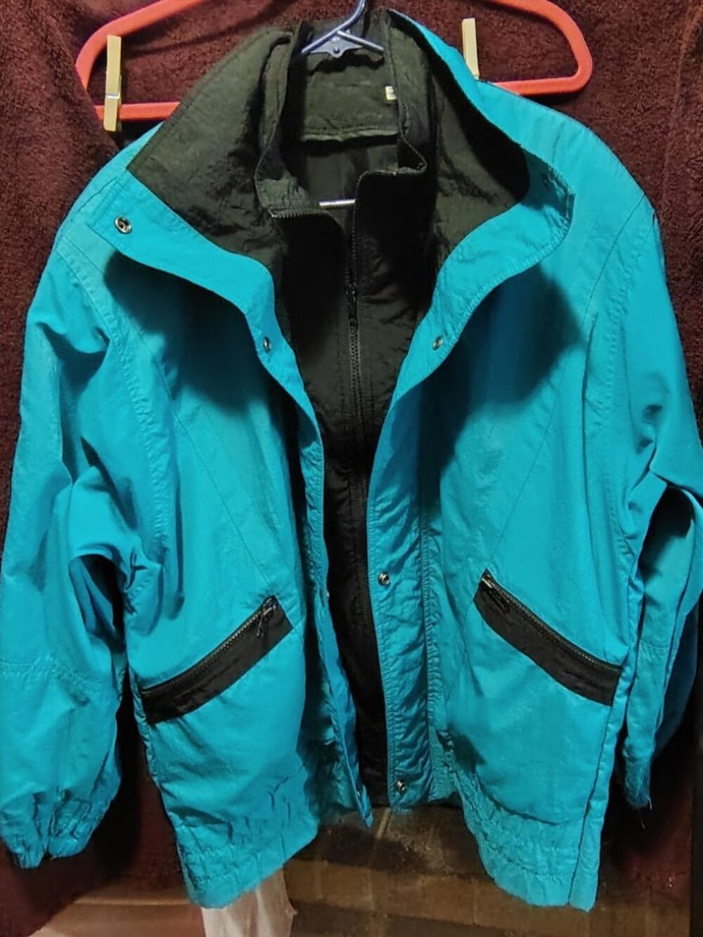 Vintage Retro Women's 'London Fog' Puffer Jacket Size Medium